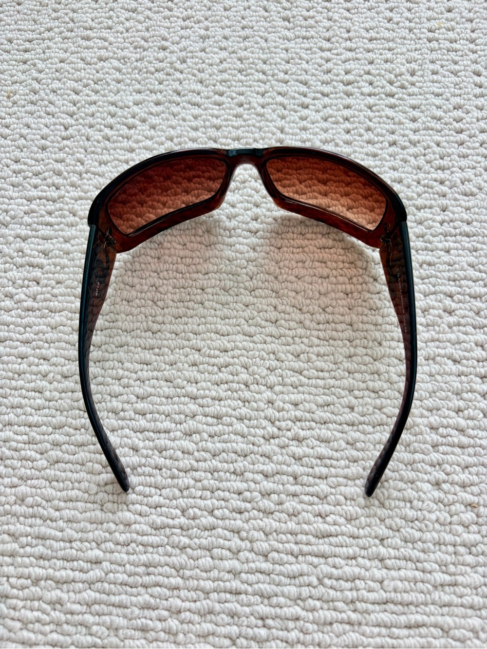 CHANEL Brown Gradient Logo Oversized Women's Sunglasses - Picture 6 of 6